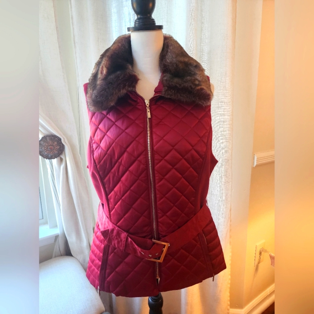 Quilted Faux-Fur Collar Vest - Red